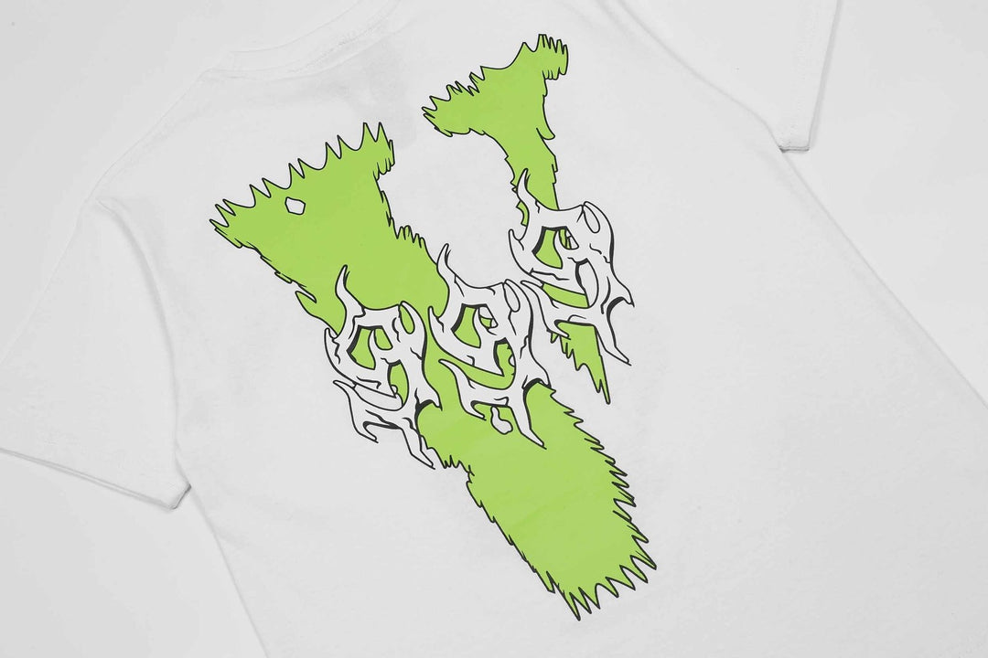 V-LONE Fighting Demons Statement T-Shirt – Exklusiver Streetwear-Look für Rebellen