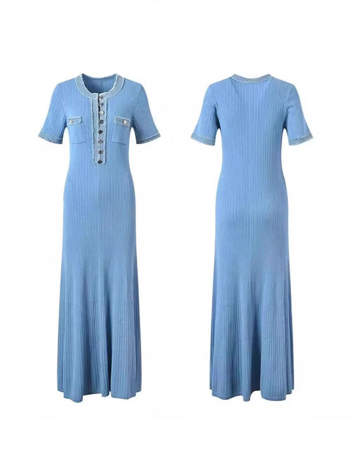 Elegantes Strick-Midikleid