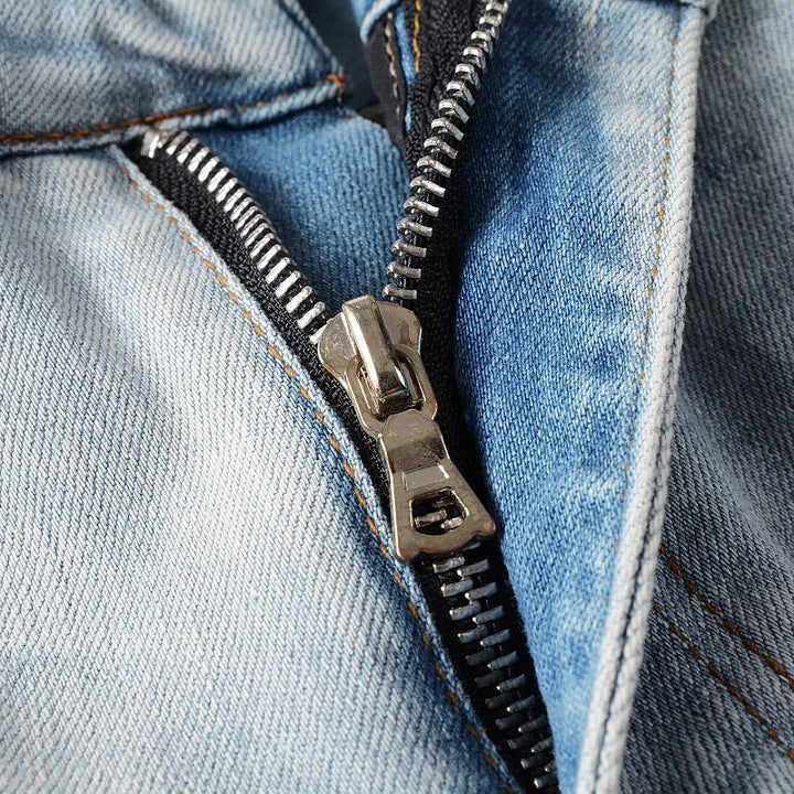 Amiri Herren Blue Gradient Denim Jeans – Luxuriöser Streetwear Style