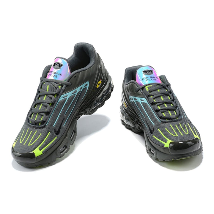 Nike TN Plus 3 Bequemer, Futuristischer Sneaker mit Max Air Dämpfung für Herren