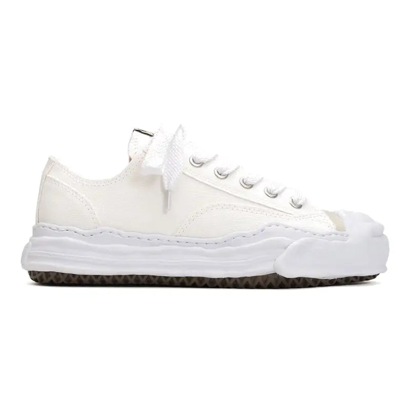 Maison MIHARA YASUHIRO "HANK" OG Sohle Canvas Sneaker – Weißer Low-Top Designer Schuh