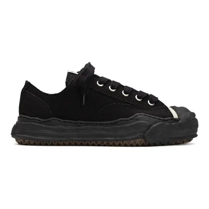 Maison MIHARA YASUHIRO 'HANK' OG Sohle Canvas Low-Top Sneaker Schwarz Unisex