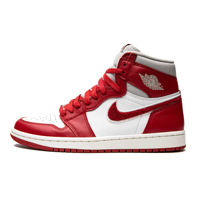 Air Jordan 1 High OG WMNS "Newstalgia" Varsity Damen Premium Sneaker
